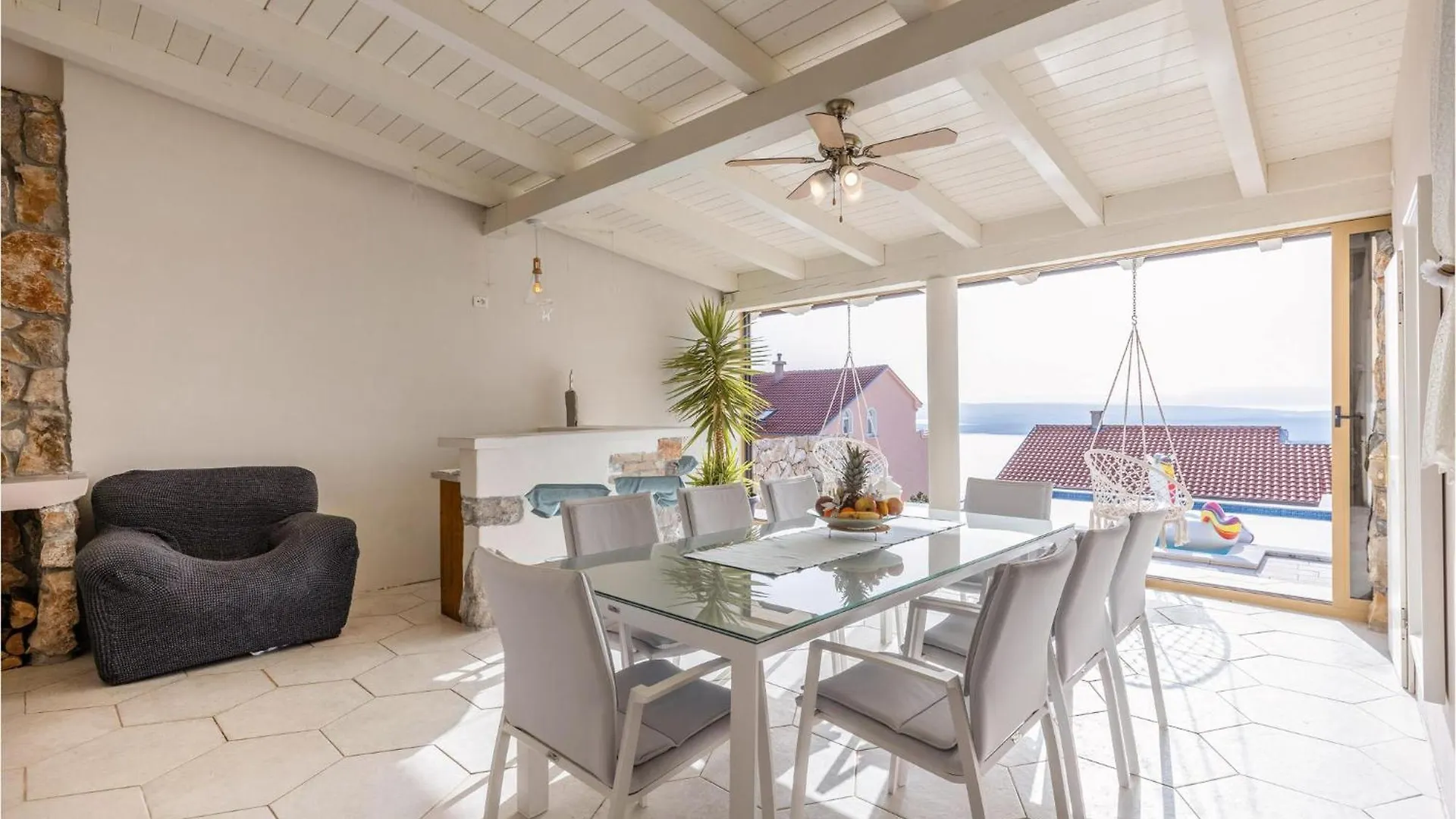 Amazing Apartment In Dramalj With Wifi 0*,  Croatia