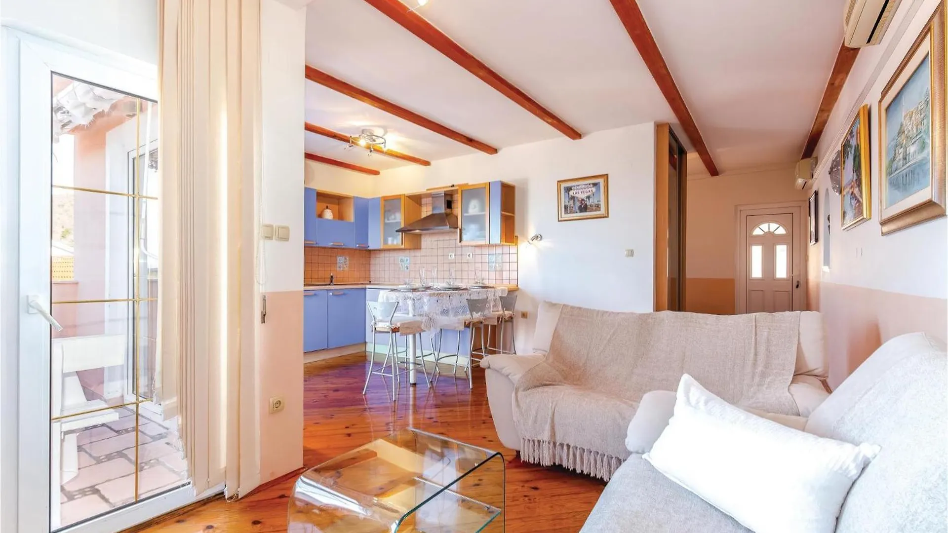 Amazing Apartment In Dramalj With Wifi