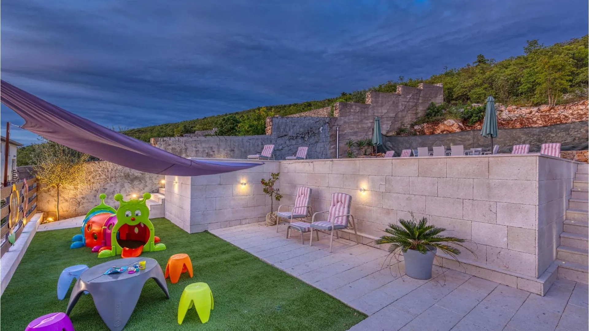 Amazing Apartment In Dramalj With Wifi