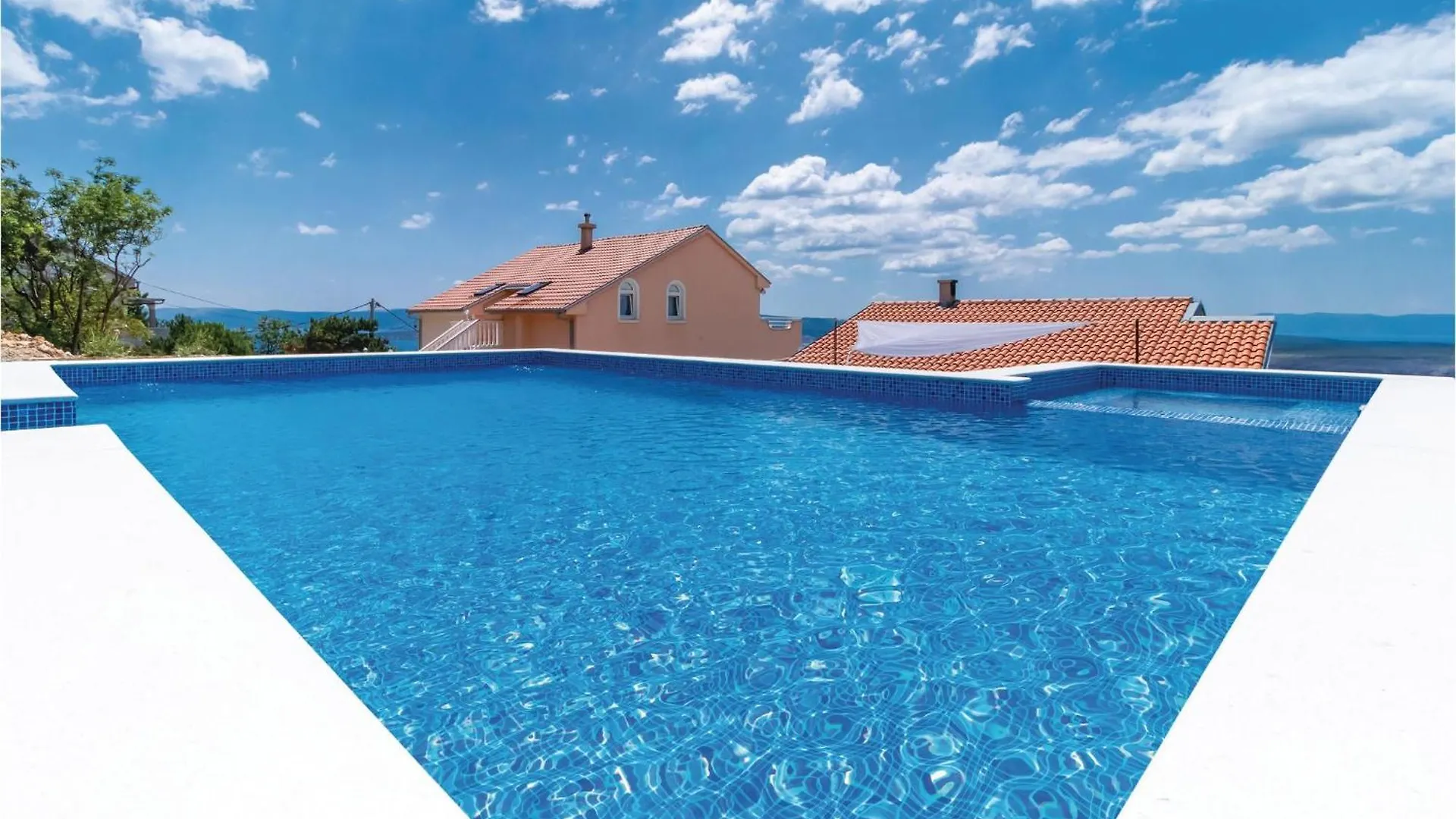 Amazing Apartment In Dramalj With Wifi
