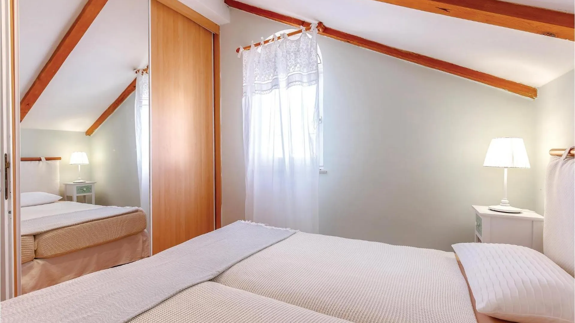 Amazing Apartment In Dramalj With Wifi